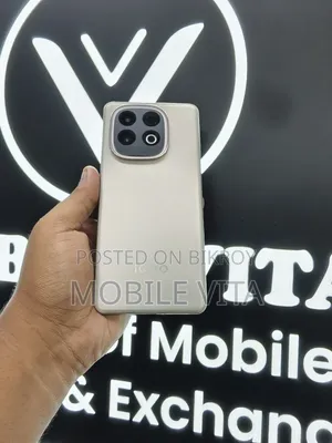 ভিভো আইকিউও জেড১০ টার্বো প্রো ২৫৬ জিবি সাদা