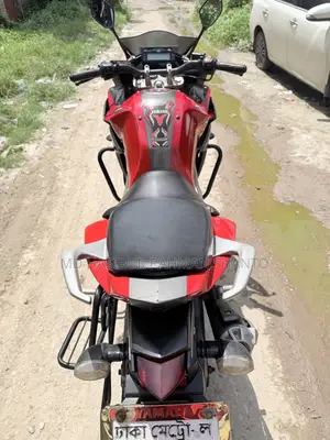 Yamaha Fazer FI V2 2020 Red