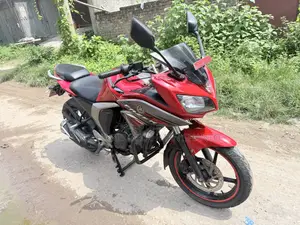 Yamaha Fazer FI V2 2020 Red
