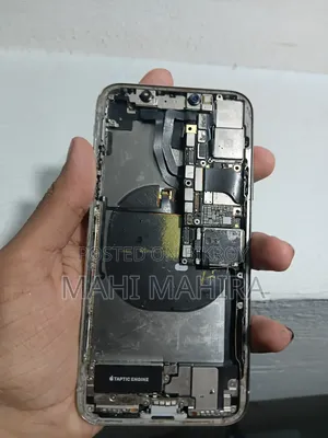 অ্যাপল আইফোন এক্স ২৫৬ জিবি সাদা
