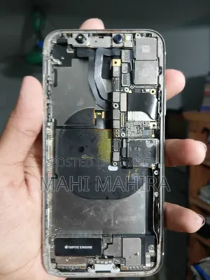 অ্যাপল আইফোন এক্স ২৫৬ জিবি সাদা
