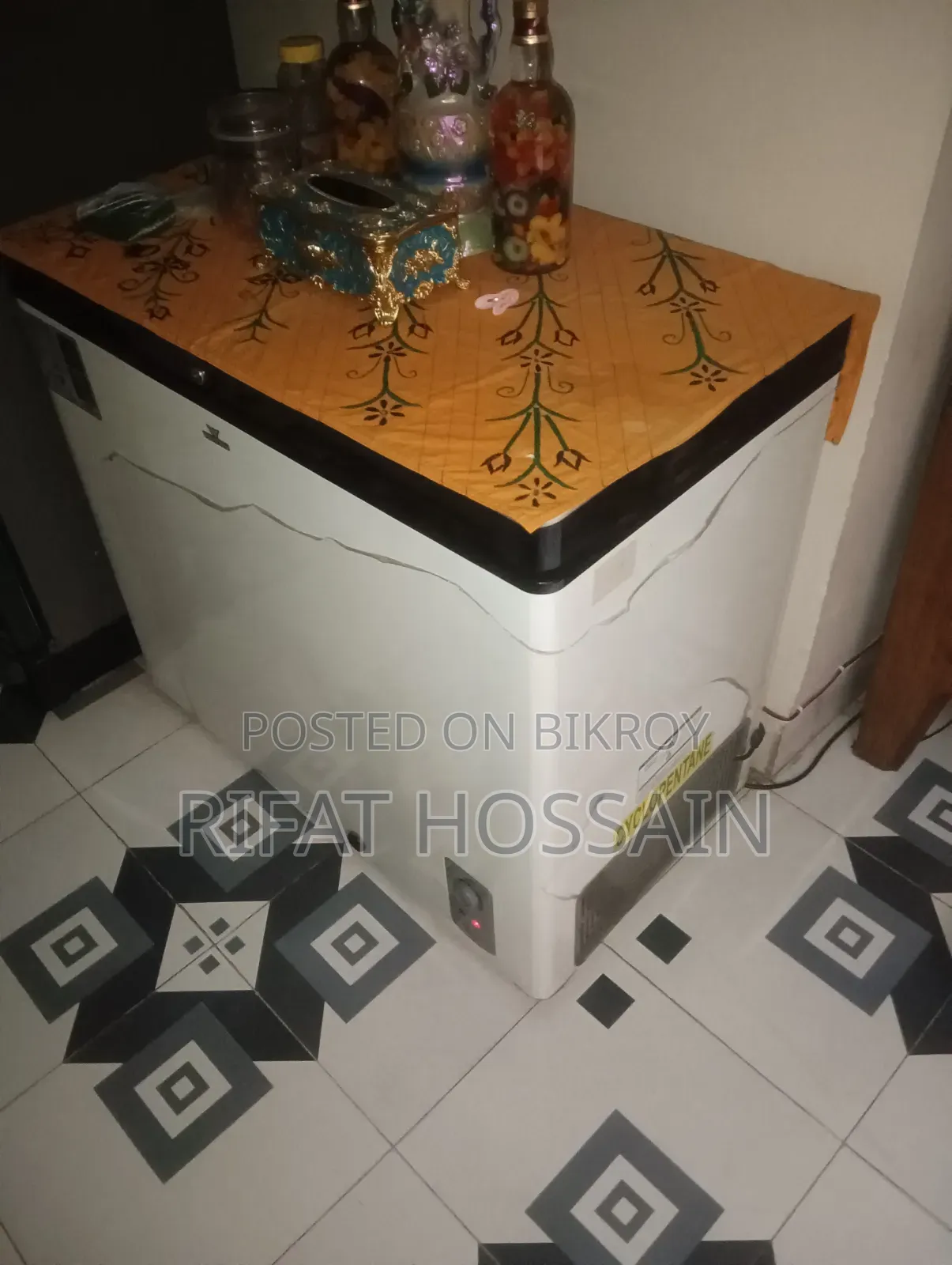 ওয়ালটন ফ্রিজ (প্রায় একদম নতুন)