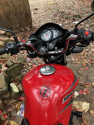 Suzuki Hayate EP 2018 Red