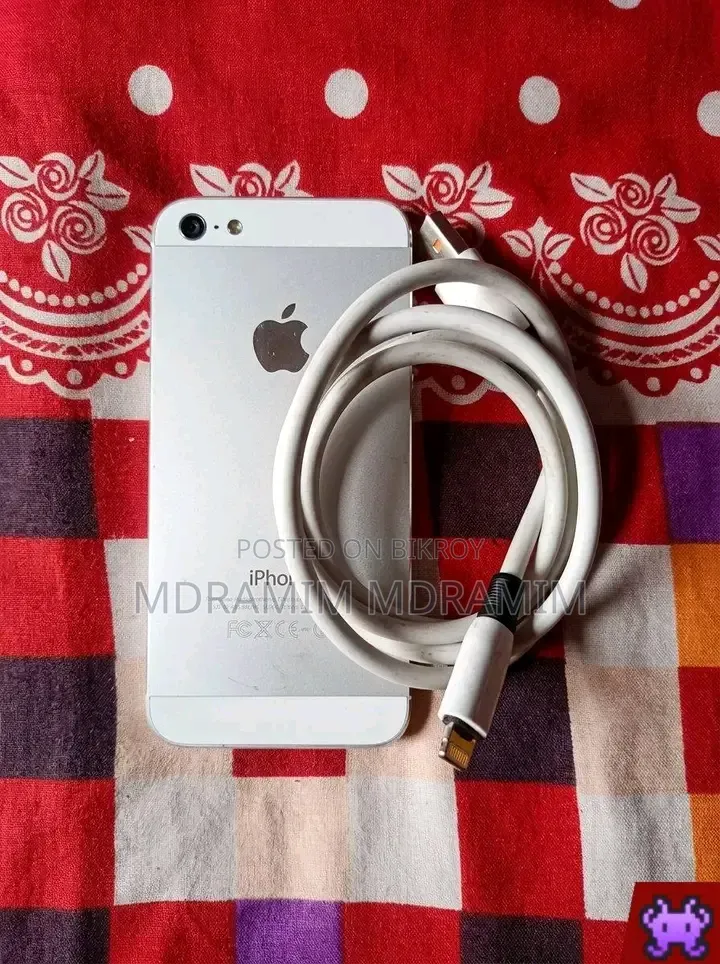 Apple iPhone 5 32 GB White