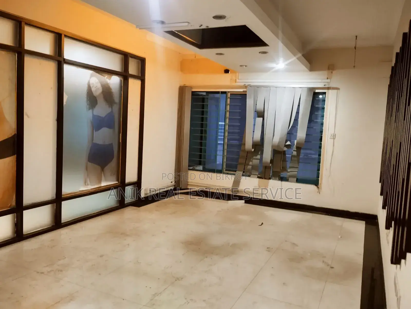 গুলশান এভিনিউতে ৬০০০ বর্গফুটের বাণিজ্যিক অফিস স্পেস ভাড়া