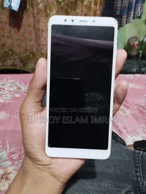 Xiaomi Redmi 5 16 GB Rose Gold