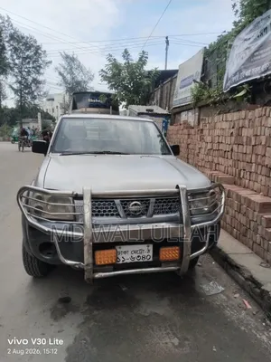 Nissan Sunny 2006 Silver