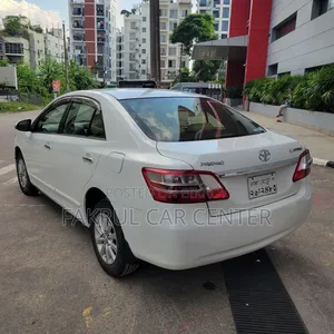 টয়োটা প্রিমিও ২০১৪ পার্ল