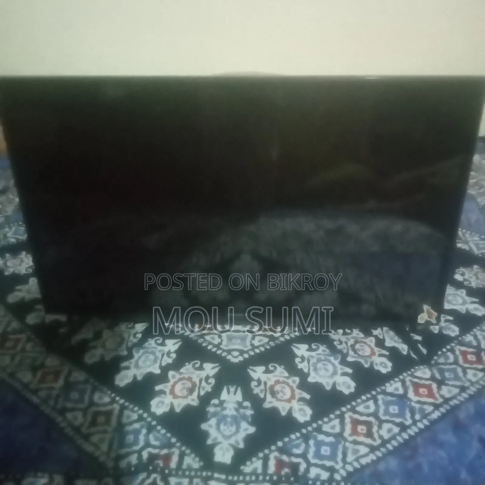 32-inch Smart TV