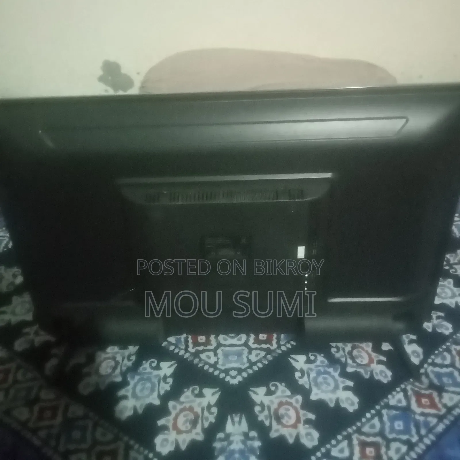 32-inch Smart TV