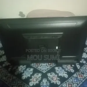 32-inch Smart TV