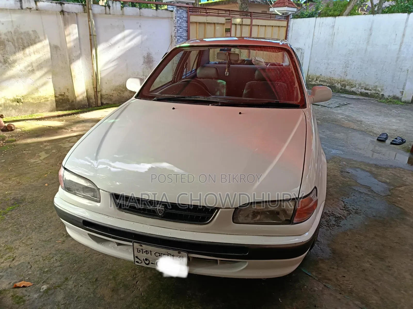 Toyota Corolla 1996 White