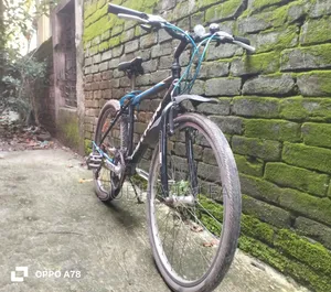 বিক্রির জন্য ৩ x ৭ স্পিড গিয়ার সাইকেল। দুর্দান্ত অবস্থা ১.৫ বছর ব্যবহৃত