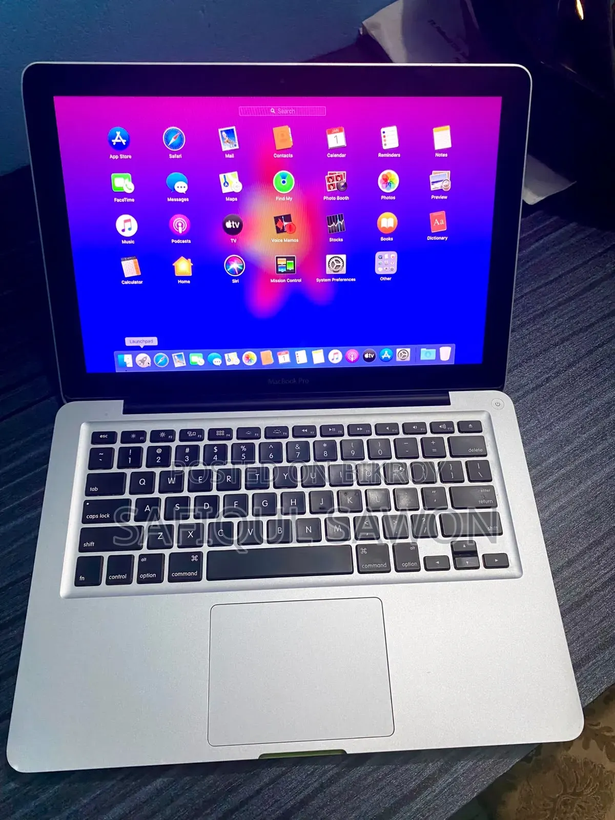 Laptop Apple MacBook Pro 8GB Intel Core I5 SSD 512GB