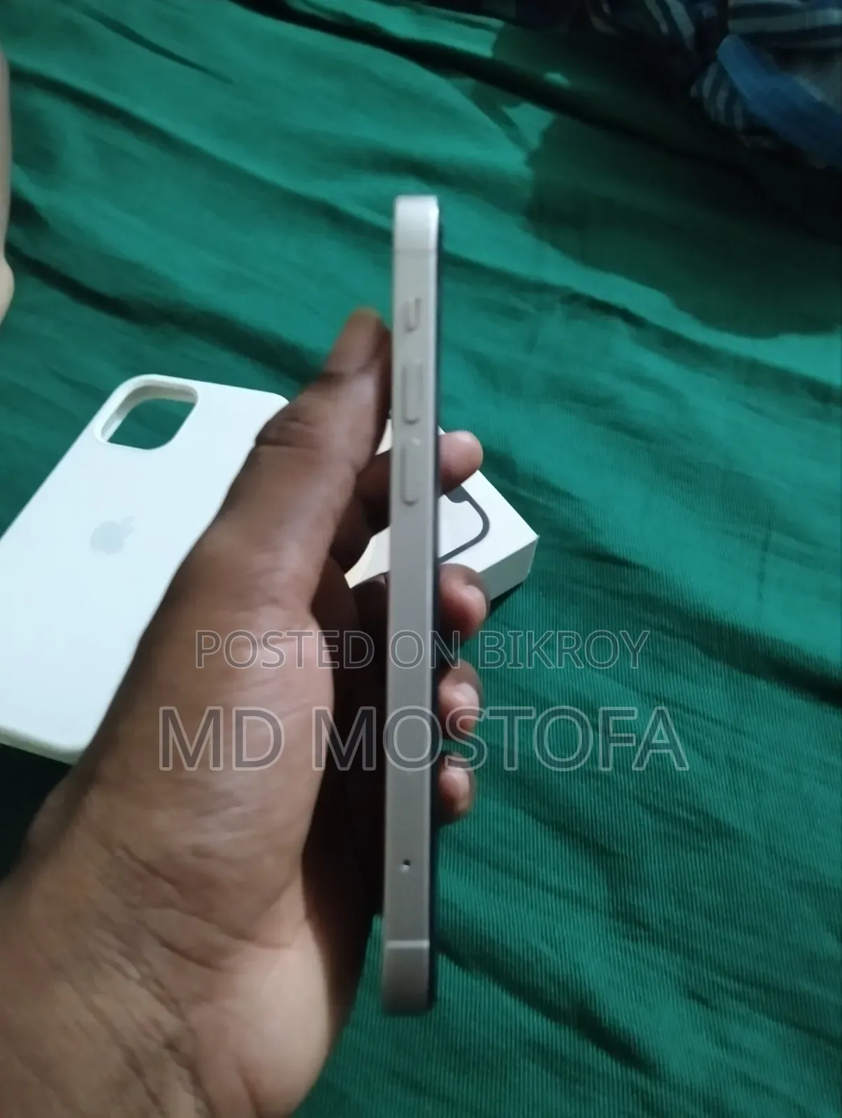 অ্যাপল আইফোন ১২ ১২৮ জিবি সাদা