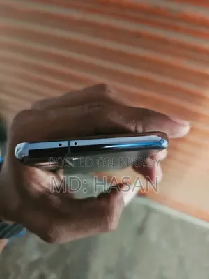 স্যামসাং গ্যালাক্সি এস২১ ৫জি ১২৮ জিবি ব্ল্যাক