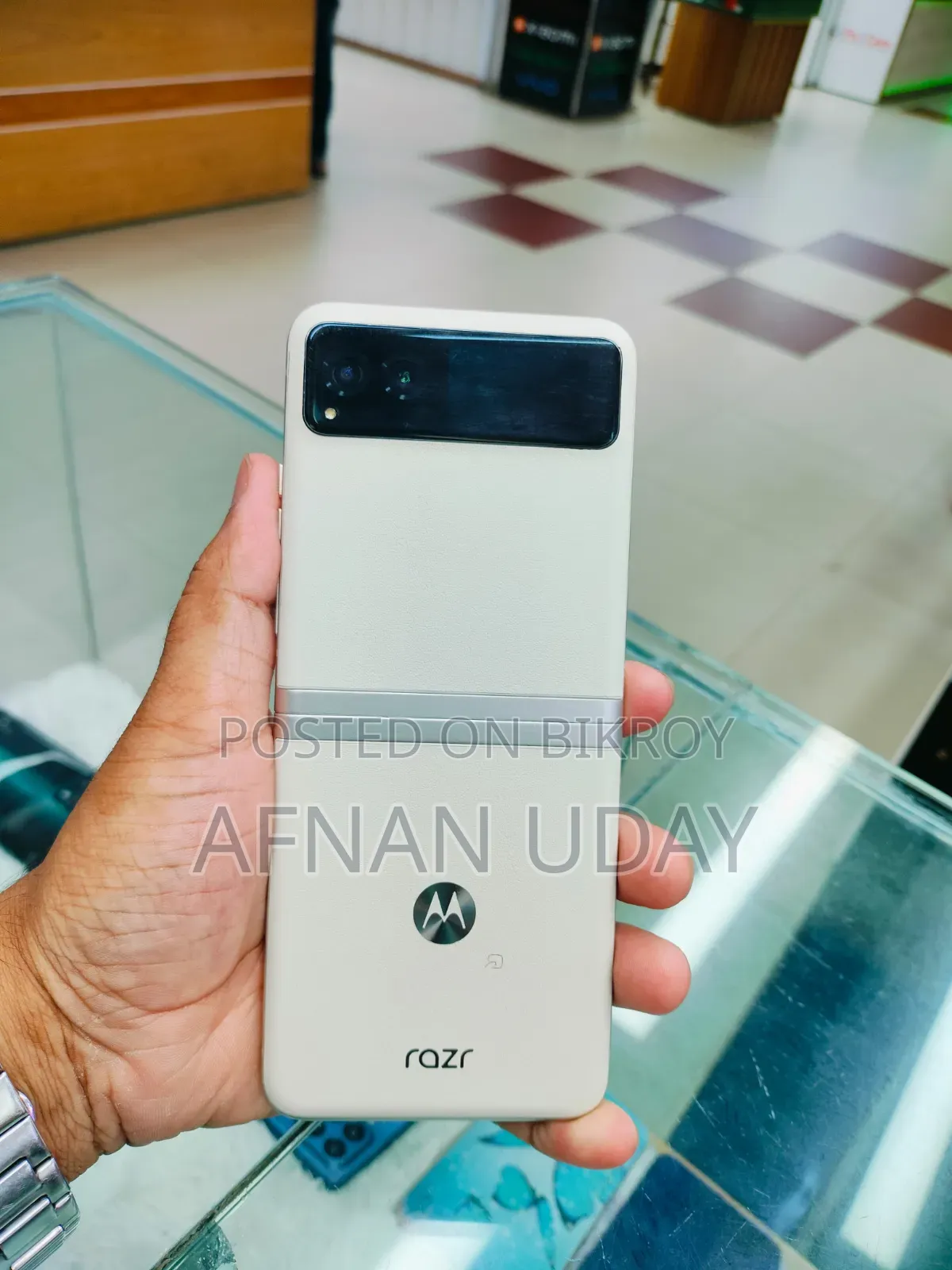 মটোরোলা রজর ৪০এস ২৫৬ জিবি হোয়াইট