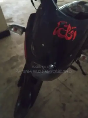 বাজাজ পালসার ১৫০ ২০২০ কালো
