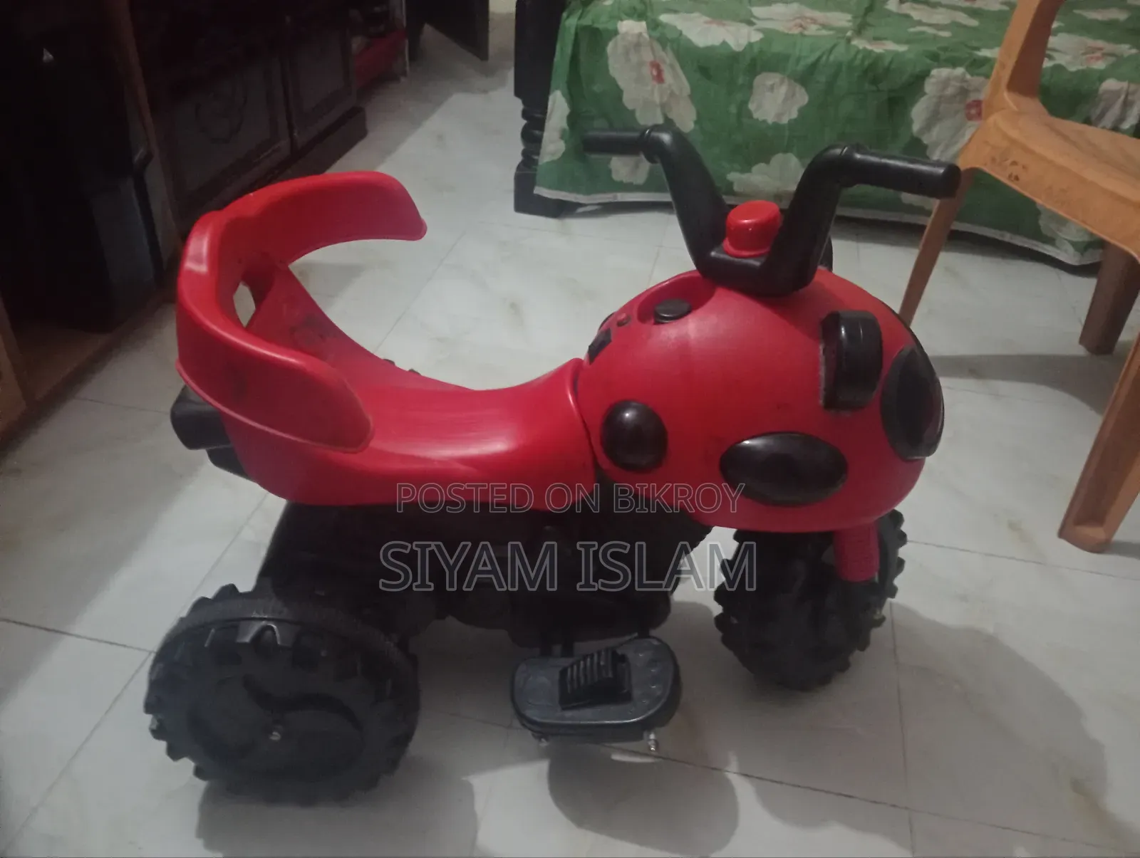 The toy is very good, battery operated, can run all day and one foot
