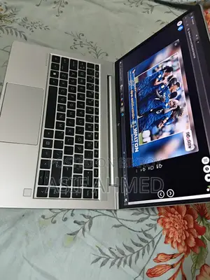 Laptop HP Elitebook 645 G9 16gb Amd Ryzen 5 SSD 512gb