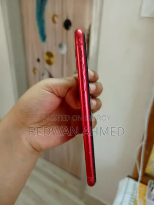 Apple iPhone 11 128 GB Red