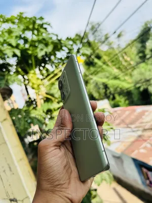 মটোরোলা এজ ৪০ ২৫৬ জিবি গ্রিন
