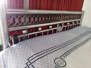 স্টেইনলেস স্টীল খাট