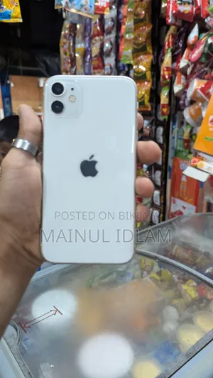 অ্যাপল আইফোন ১১ ৬৪ জিবি হোয়াইট