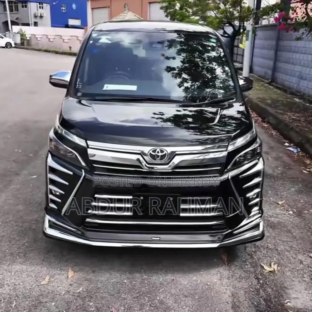 Toyota Voxy 2020 Black