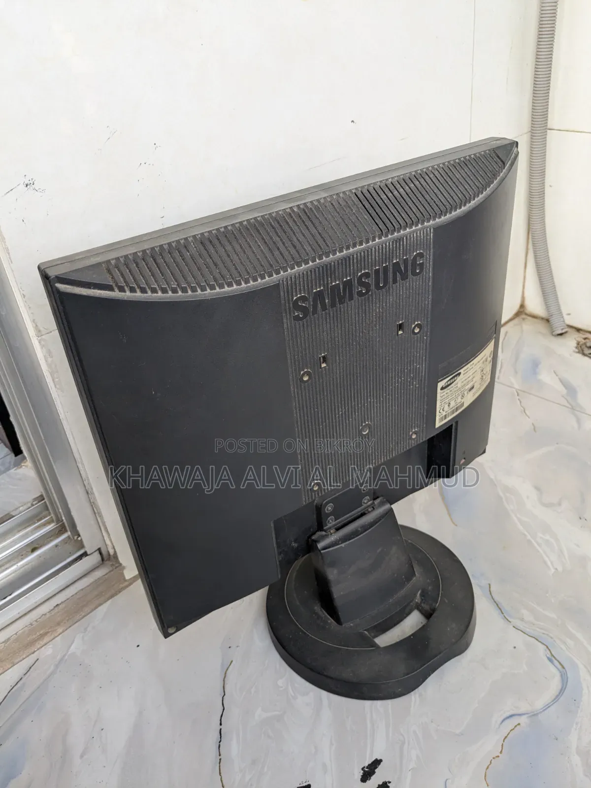 Samsung 17 Inch Monitor (Broken)