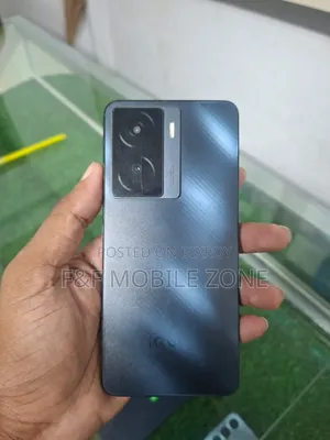 iQOO 128 GB Black