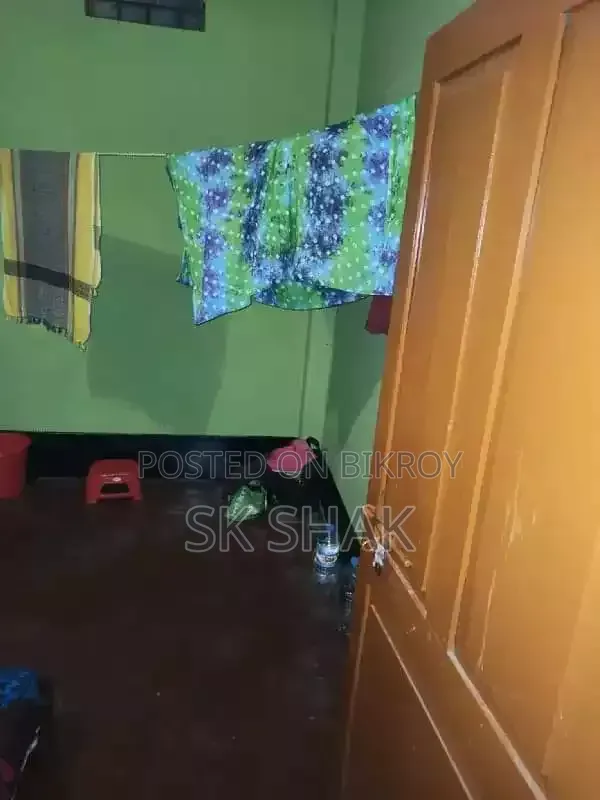 1-Bedroom House in Housing, Khalishpur for Rent