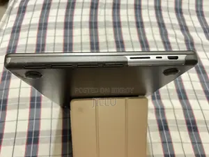 Laptop Apple MacBook Pro 2021 M1 32GB Apple M1 Pro SSHD+SSD 512GB