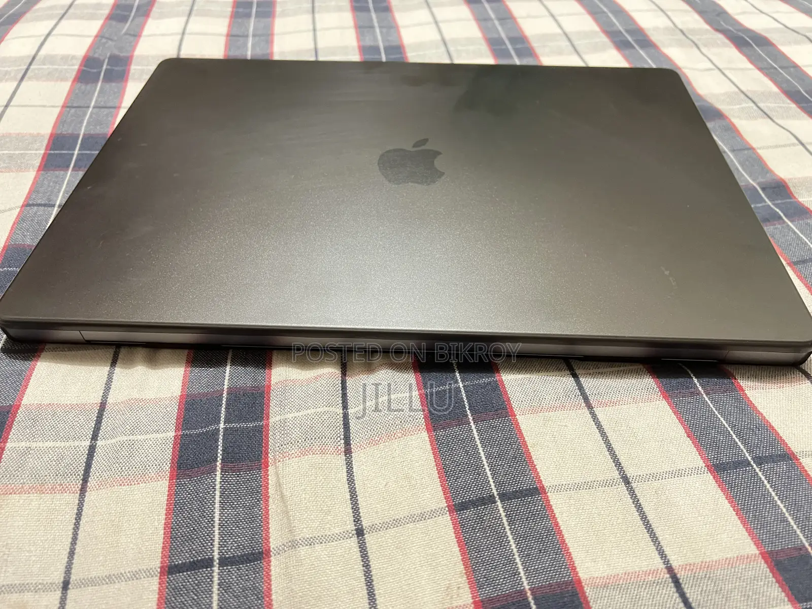 Laptop Apple MacBook Pro 2021 M1 32GB Apple M1 Pro SSHD+SSD 512GB