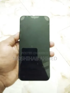 রিয়েলমি সি৮৫ প্রো ১২৮ জিবি গ্রিন