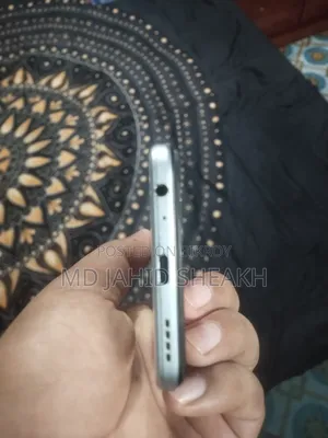 Vivo Y21 64 GB