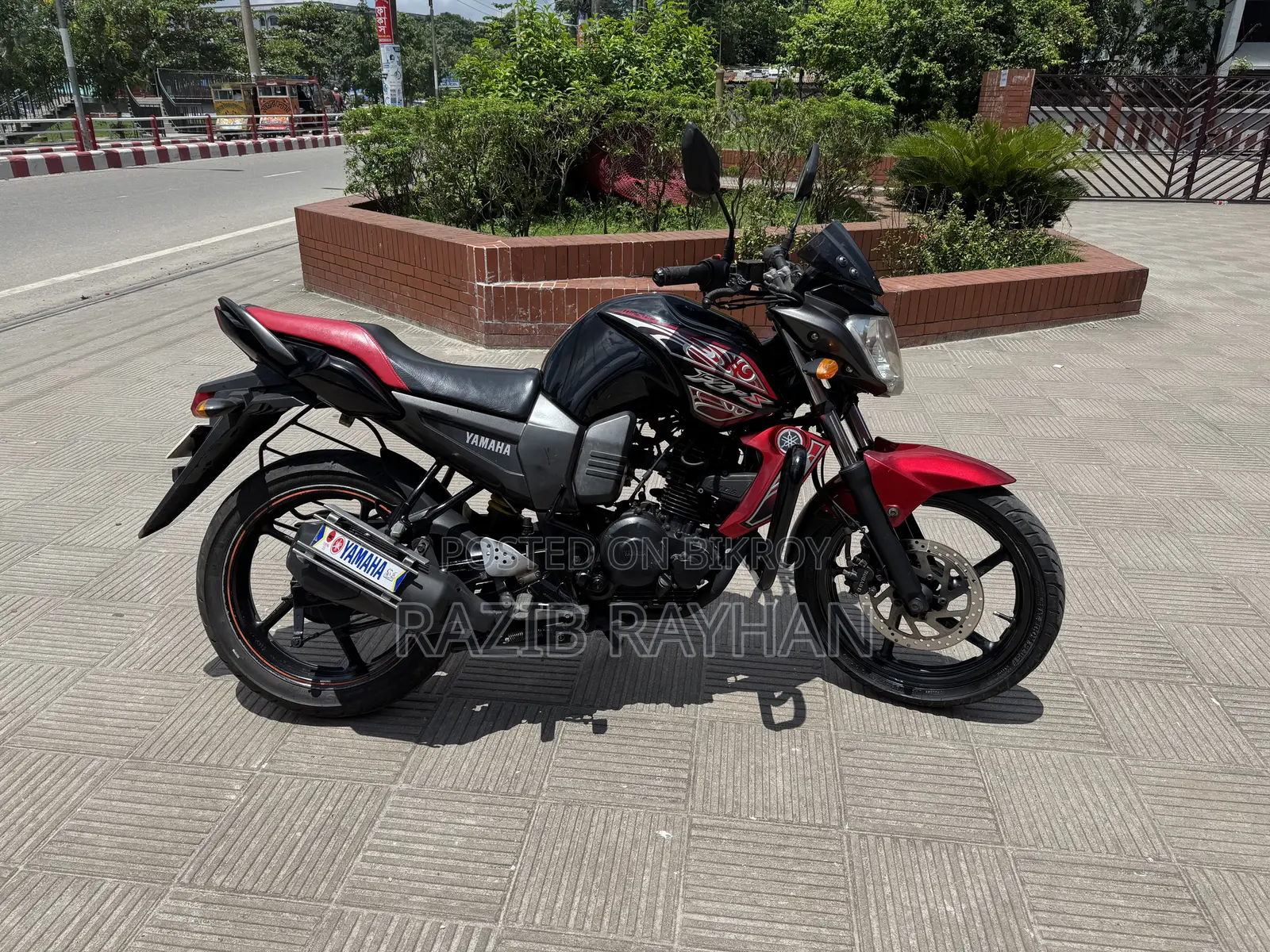 ইয়ামাহা এফজেড ২০২৩ ব্ল্যাক