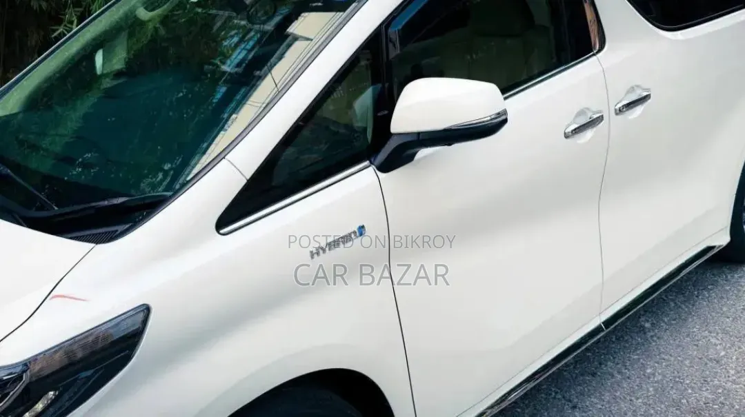 Toyota Alphard 2.5 Hybrid AWD 2019 Pearl