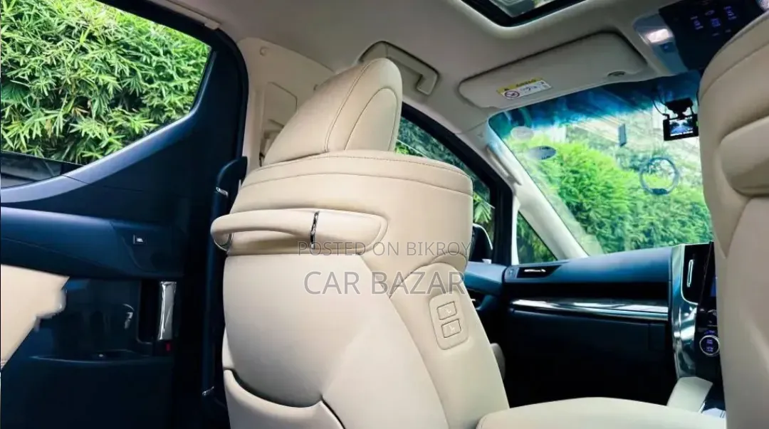 Toyota Alphard 2.5 Hybrid AWD 2019 Pearl