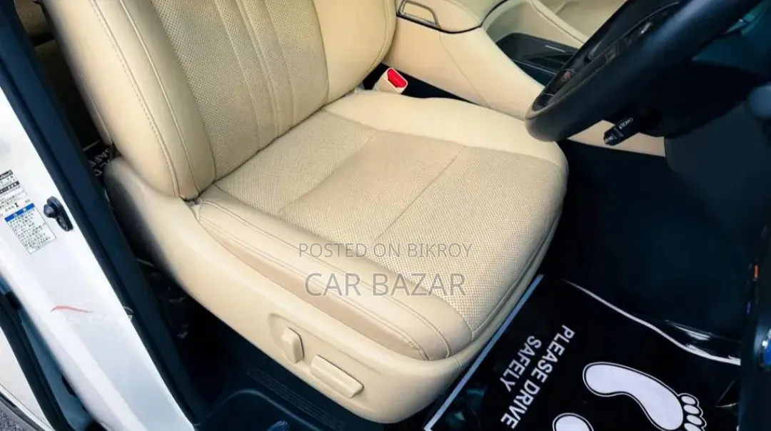 Toyota Alphard 2.5 Hybrid AWD 2019 Pearl
