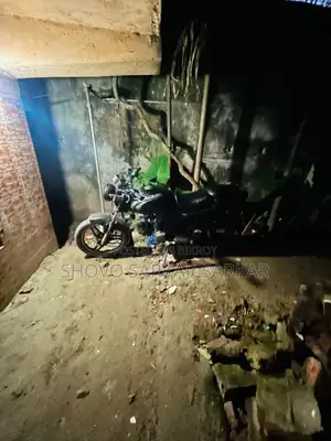 দায়াং ভিআরএস১২৫ ২০১০ কালো
