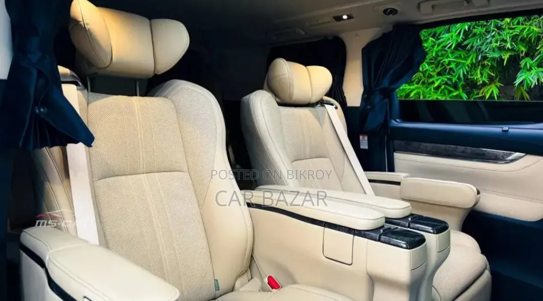 Toyota Alphard 2.5 Hybrid AWD 2019 Pearl