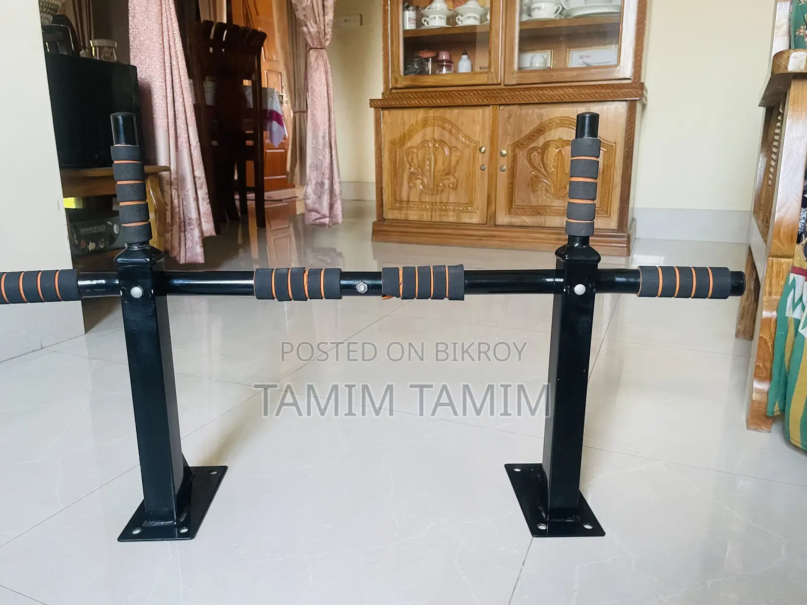 Pull Up Bar