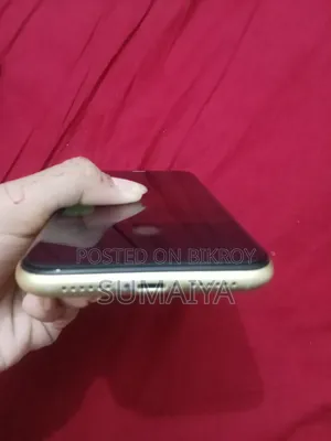 Apple iPhone 11 128 GB Yellow
