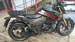 Honda Hornet 2025 Black