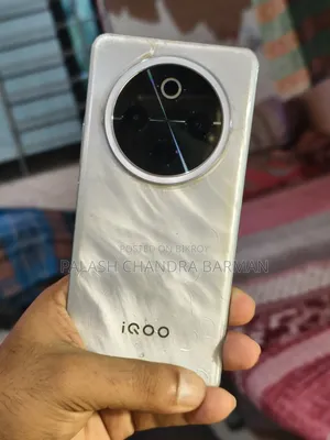 iQOO Z10 128 GB Silver