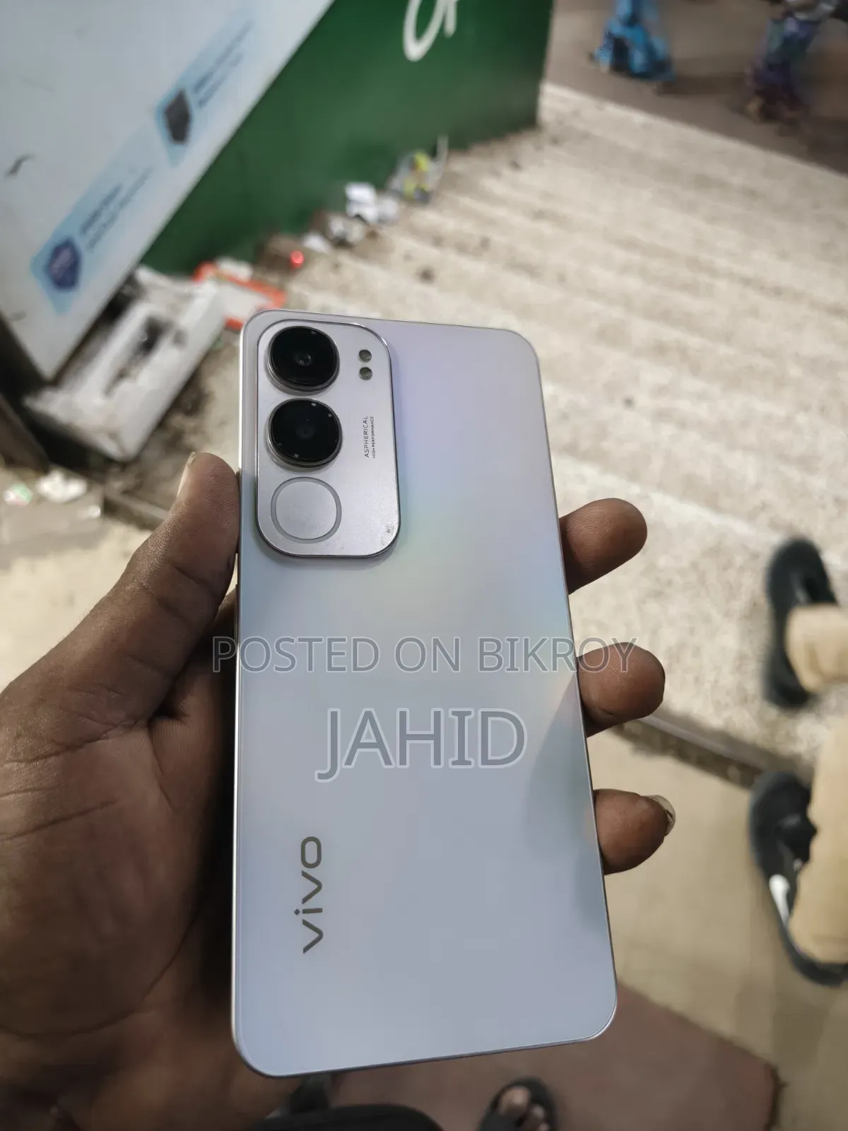 New Vivo V19 128 GB White