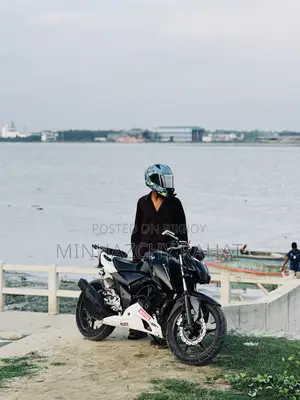 TVS Apache 160 4V 2020 Black