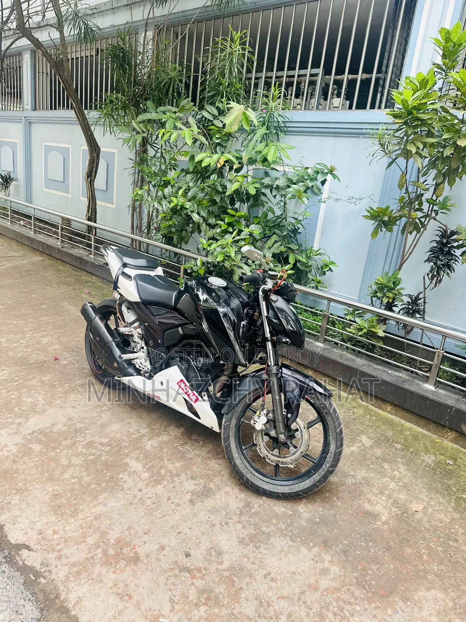 TVS Apache 160 4V 2020 Black