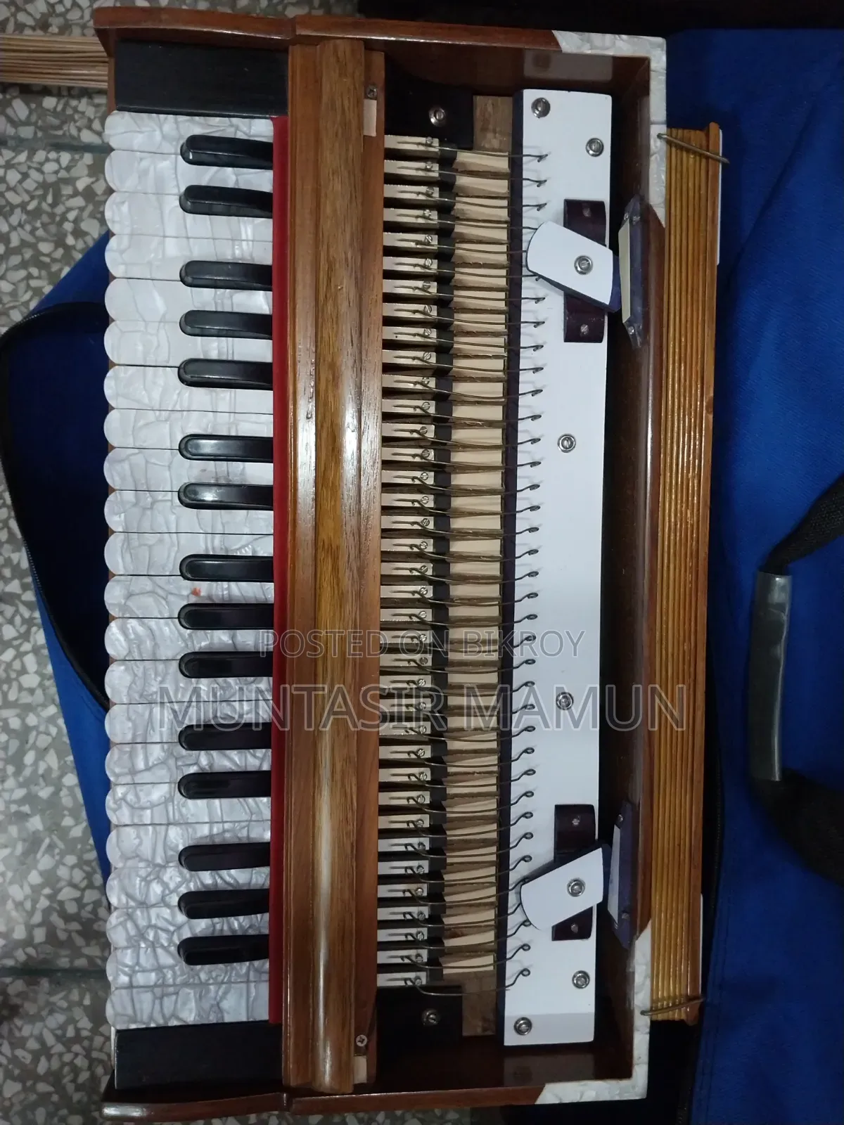 Harmonium Fresh